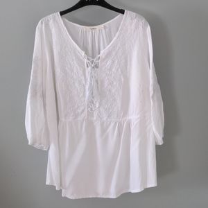 Solitaire White embroidered top